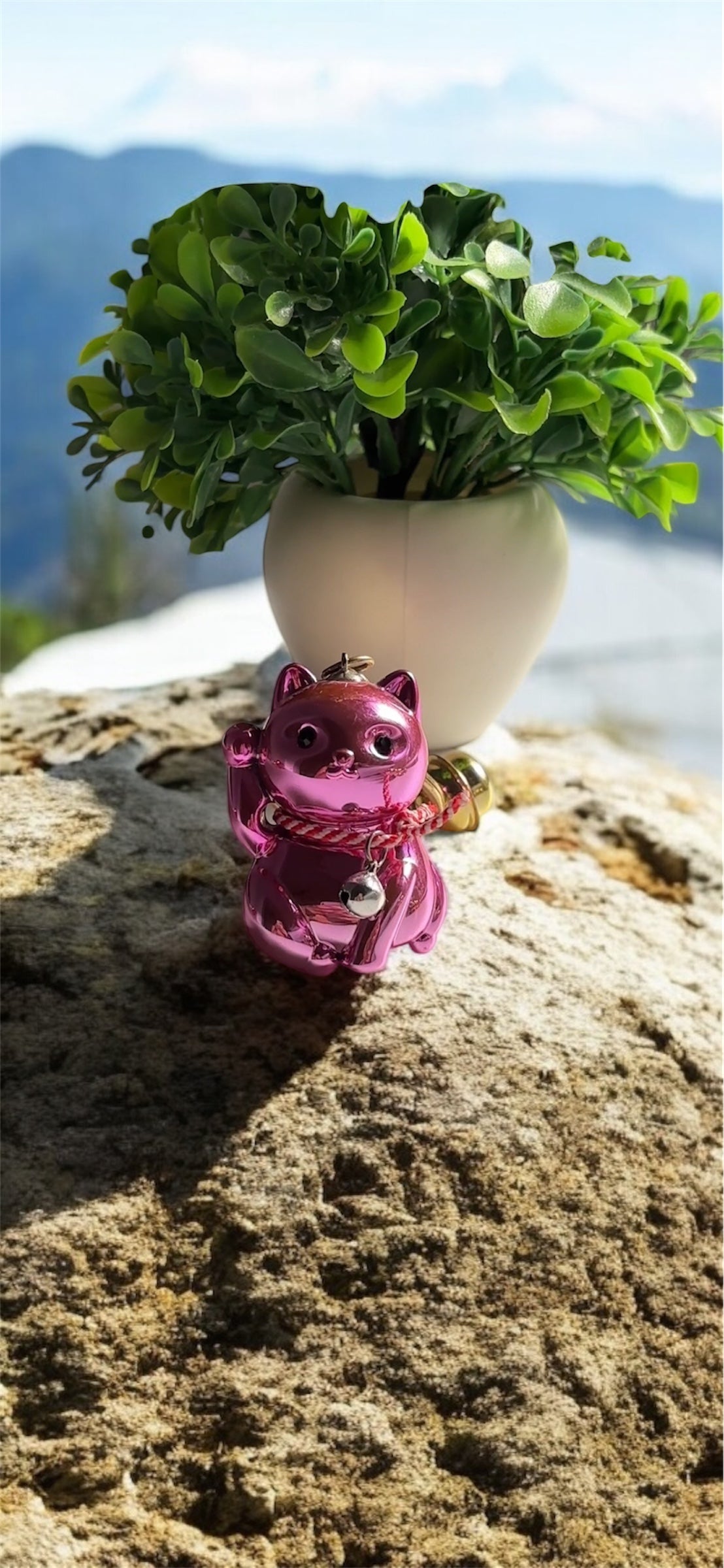 Maneki neko charm