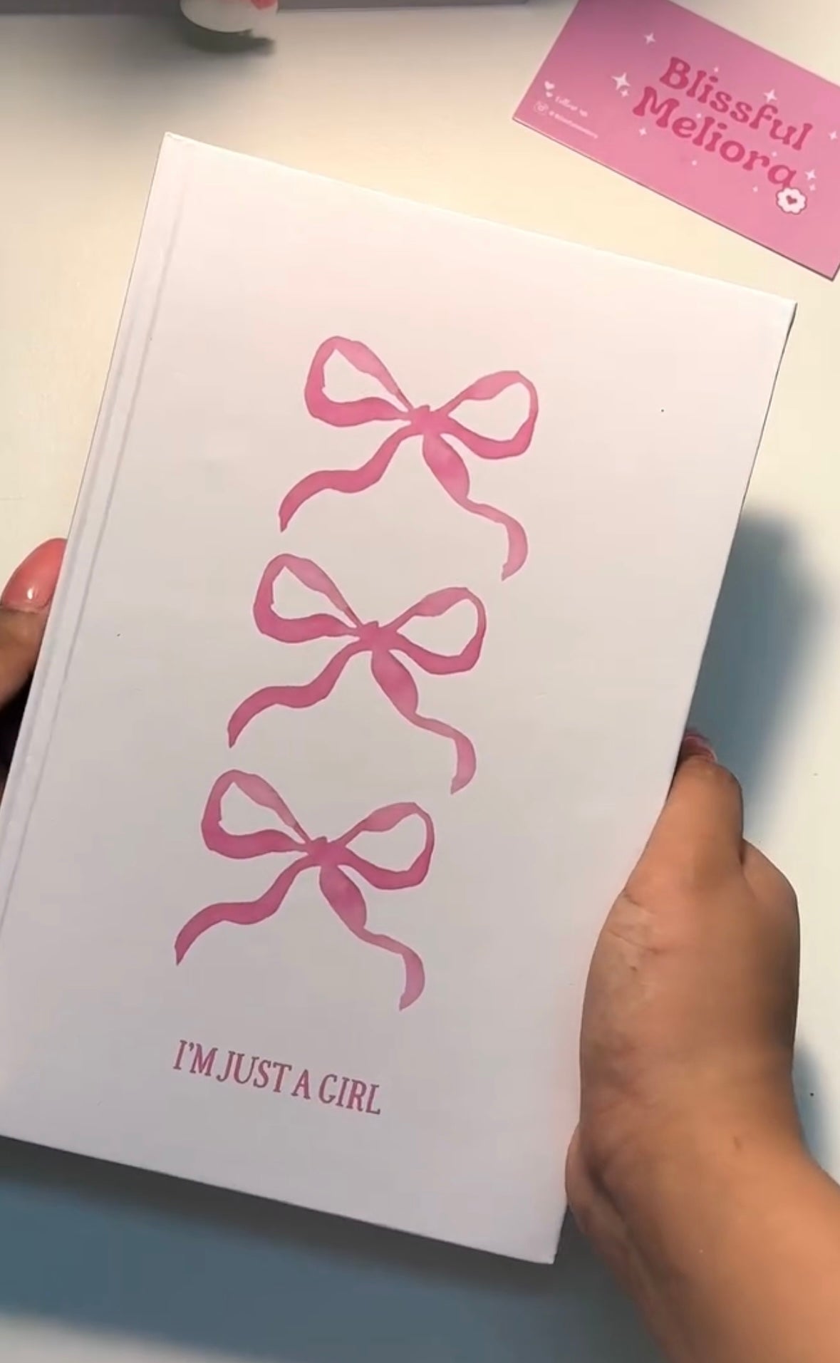 Bow notebook